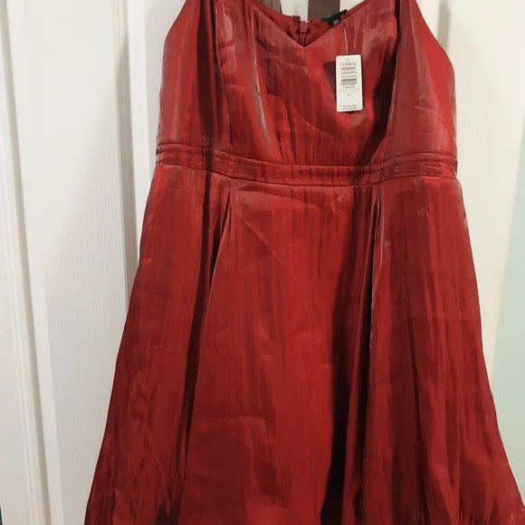 Torrid NWT Mini Satin Dress In Burgundy Red- Size 22 - Picture 7 of 10
